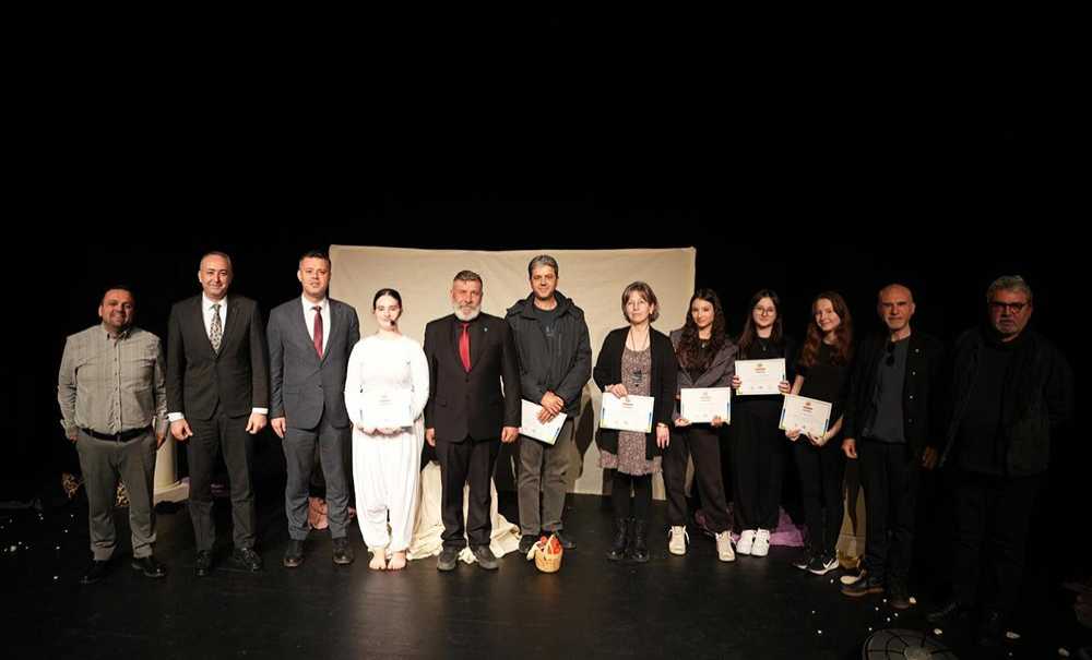 Çorlu'da Perde Gençler İçin Açıldı