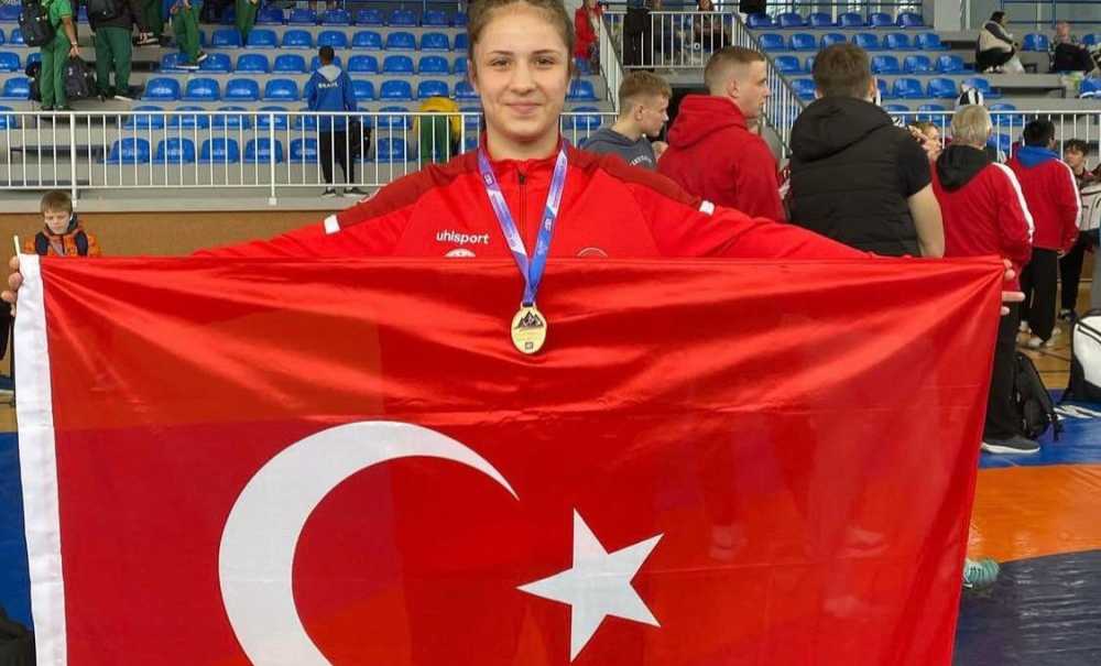 Çorlulu Güreşçi Kara, Dünya Şampiyonu Oldu