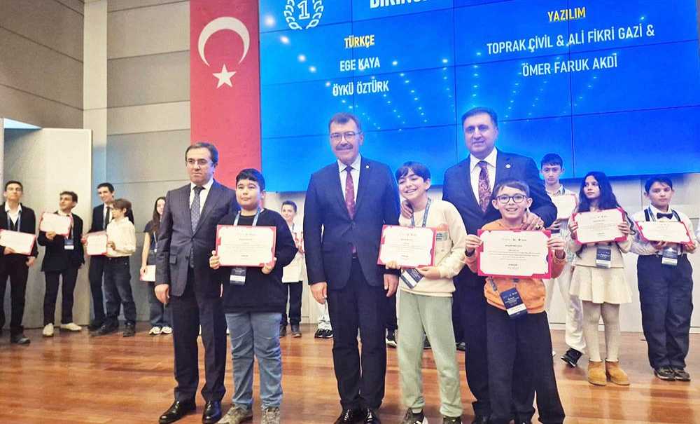 Çorlulu Öğrencilerden Büyük Başarı