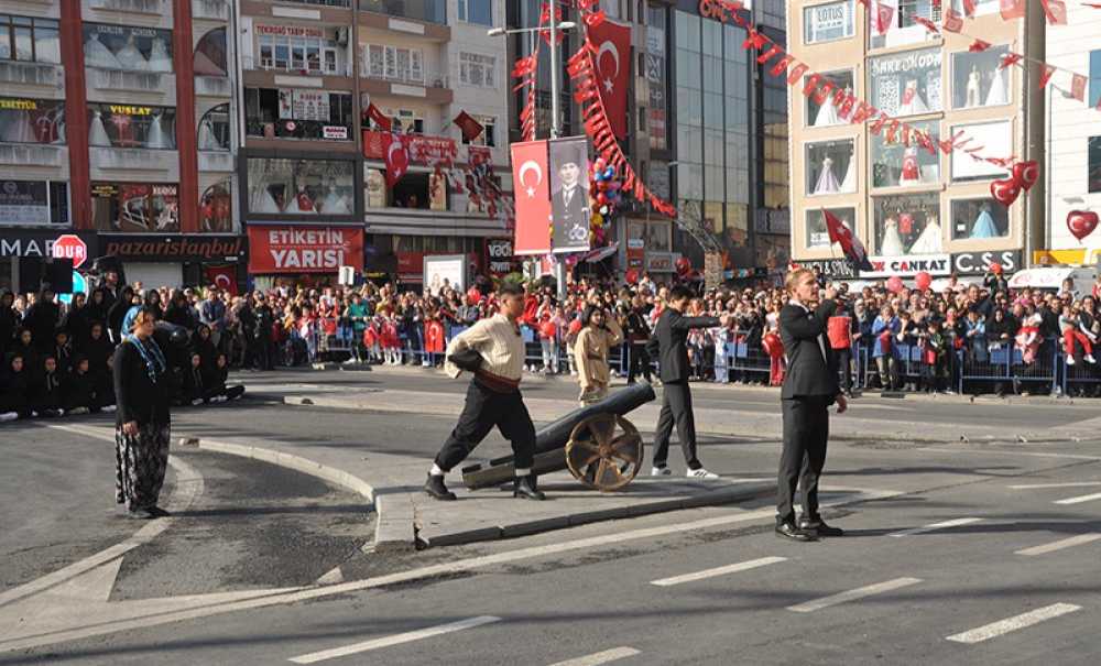 Cumhuriyet Bayramı Coşkuyla Kutlandı