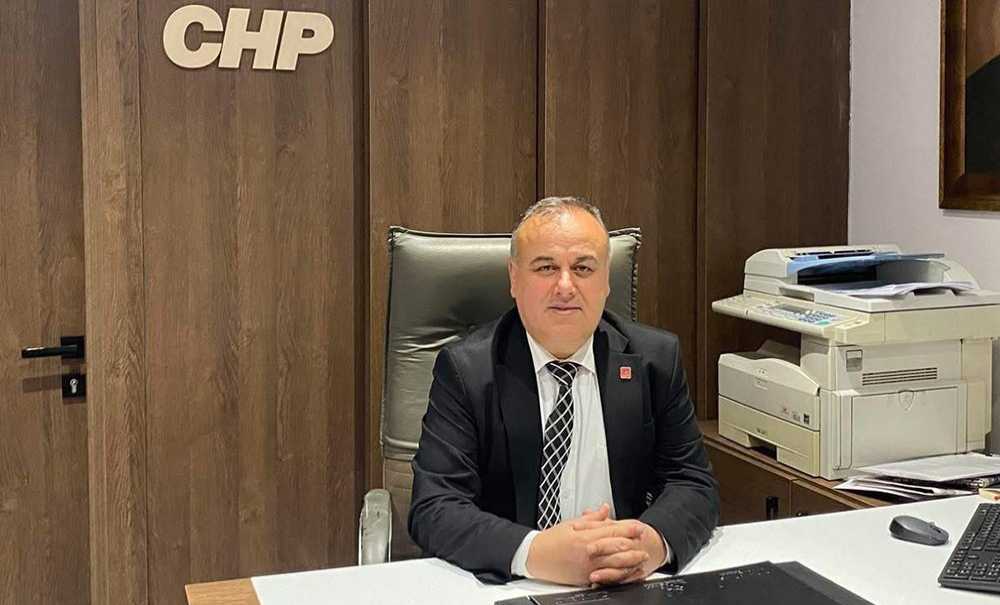 Cüneyt Akar Adaylıktan Çekildi