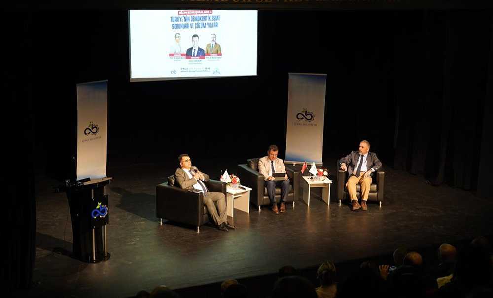 Demokratikleşme Sorunları Masaya Yatırıldı