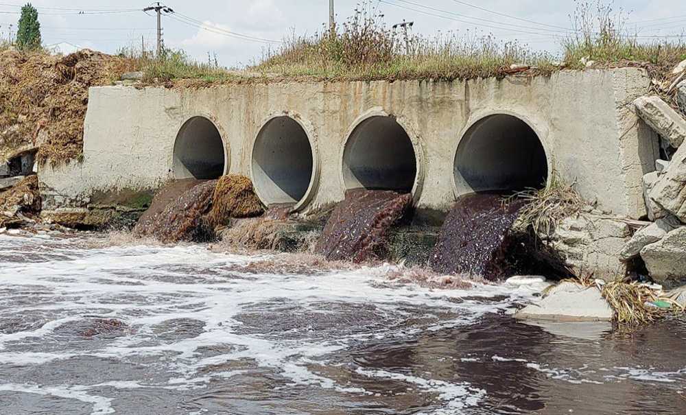 Dereden Kötü Kokular Yükseliyor