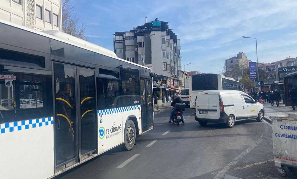 Duraklarda Keşmekeşlik Yaşanıyor!