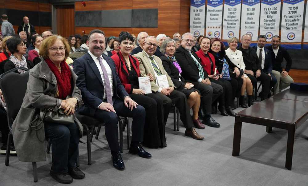 Emre Kongar Söyleşisine Yoğun Katılım