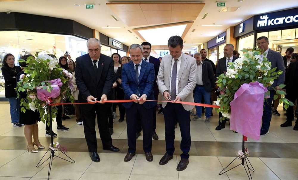 Engelli Öğrencilerden Anlamlı Sergi