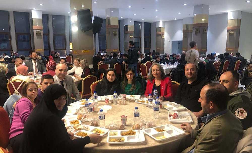 Engelli Vatandaşlar İftarda Buluştu