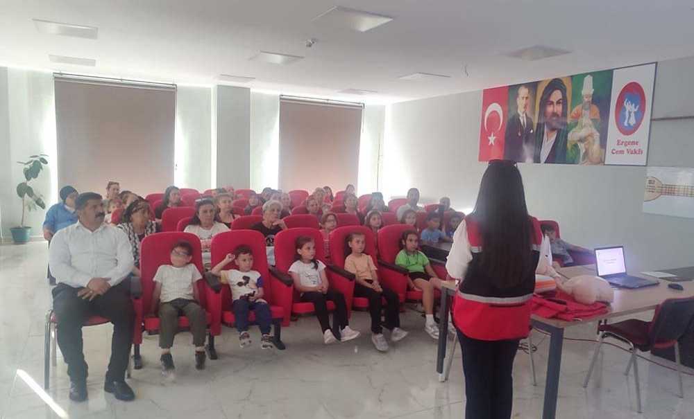 Ergene Cem Evinde İlkyardım Eğitimi Verildi
