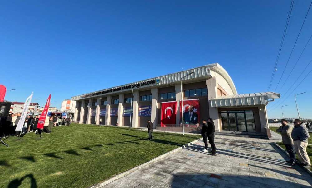 Ergene Kapalı Spor Salonu Açıldı