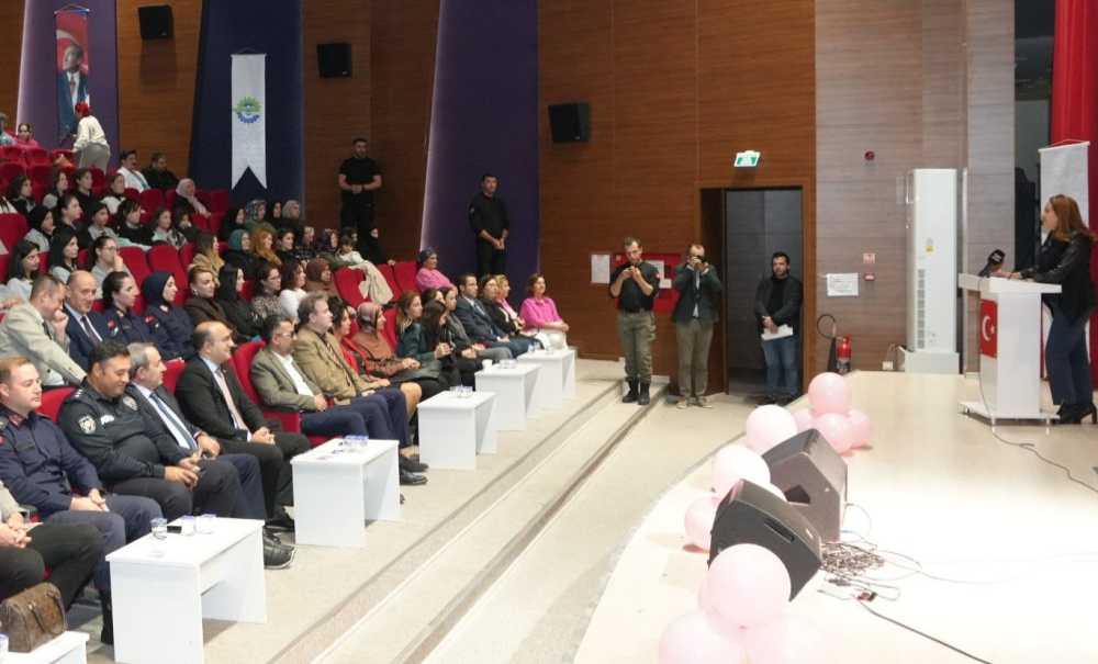 Ergene'de Meme Kanseri Farkındalık Programı Düzenlendi