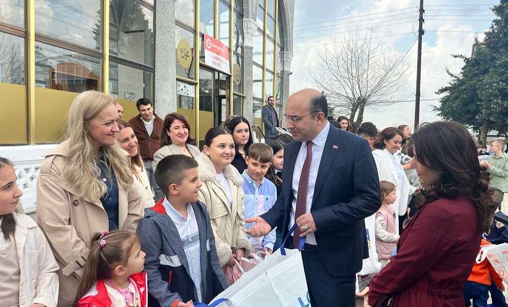 Ergene'de Şeker Dağıtımı Geleneği Devam Ediyor