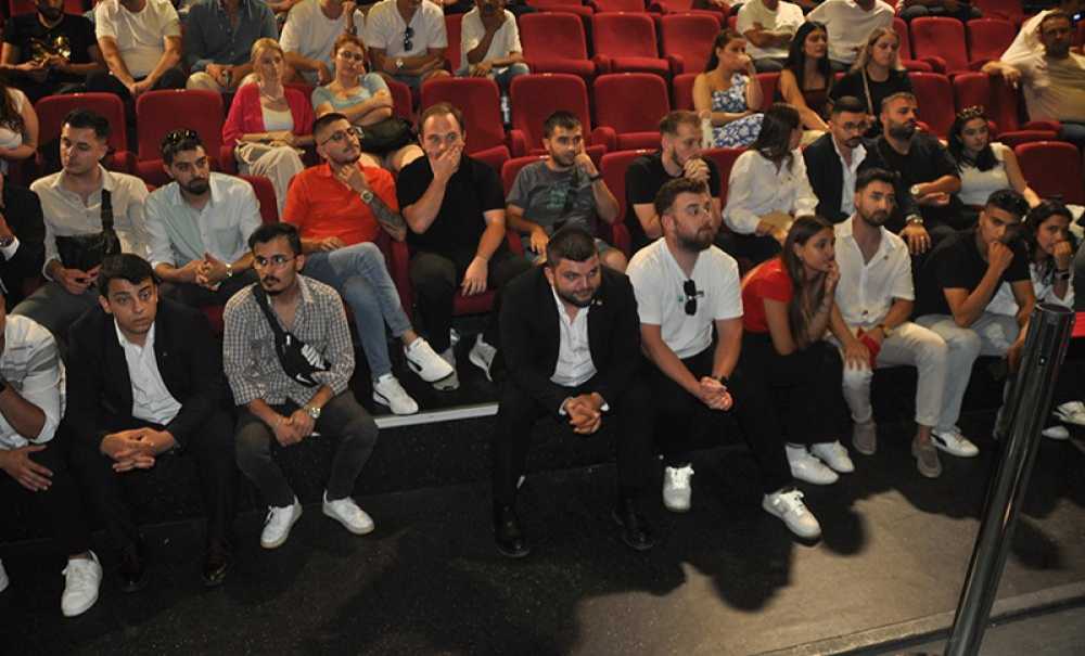 Eski Başkan Rehkan, Belediyeden İşten Çıkarıldı