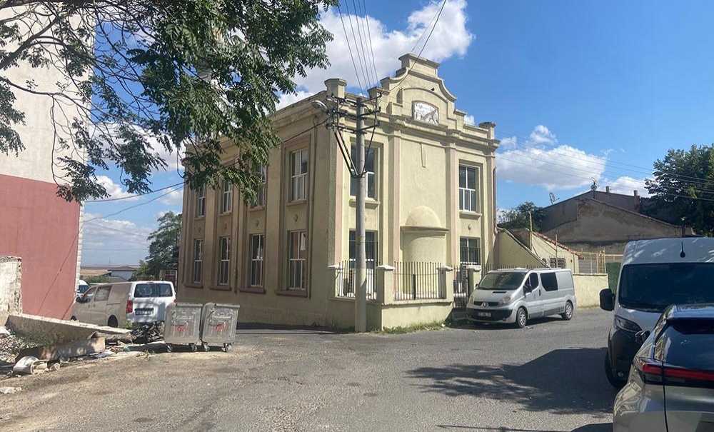 Eski Sinagog Yeni Cami Restorasyon Bekliyor