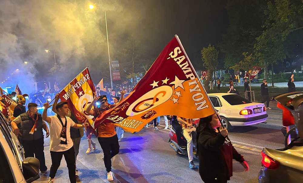 Galatasaray 25'Inci Şampiyonluğunu Kutladı