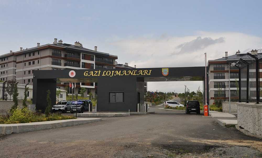 Gazi Lojmanları Ev Sahiplerini Bekliyor
