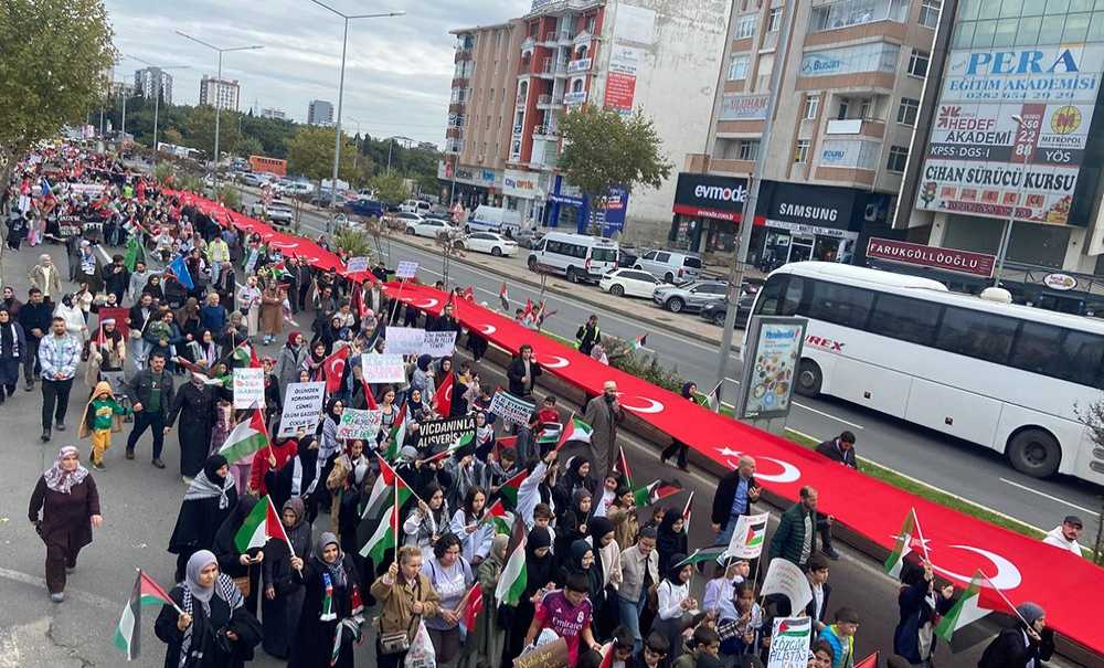 Gazze İçin Binlerce Kişi Yürüdü