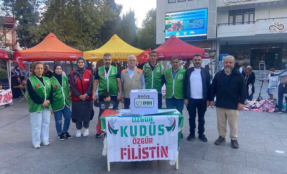 Gazze İçin Kermes Düzenlendi