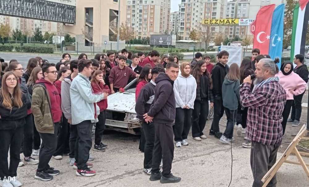 Gazze Sergisi Birçok Noktada Gösterildi