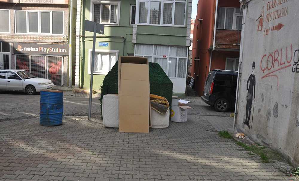 “Gelişigüzel Atmayın, Belediyeyi Arayın”