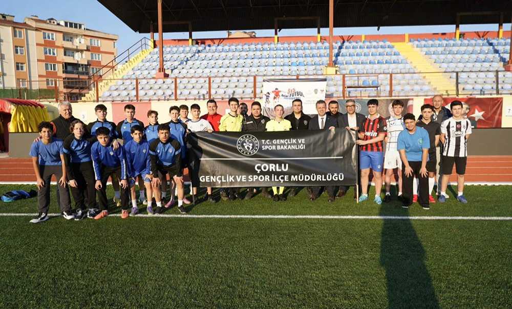 Genç Sporcular Polis Haftası İçin Sahada