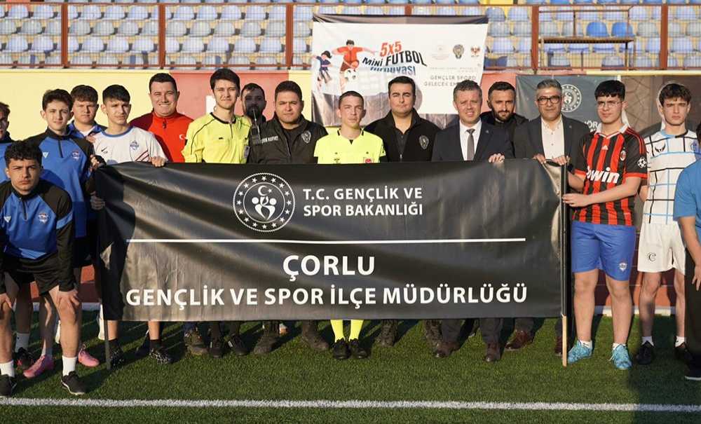 Genç Sporcular Polis Haftası İçin Sahada