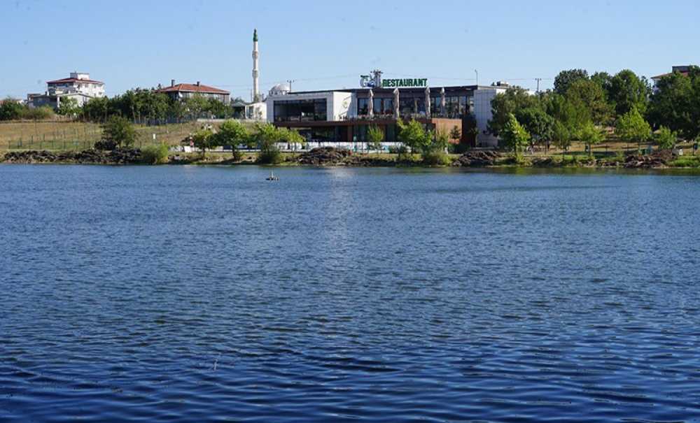 Gölette Büyük Temizlik Ve Yenileme Çalışması