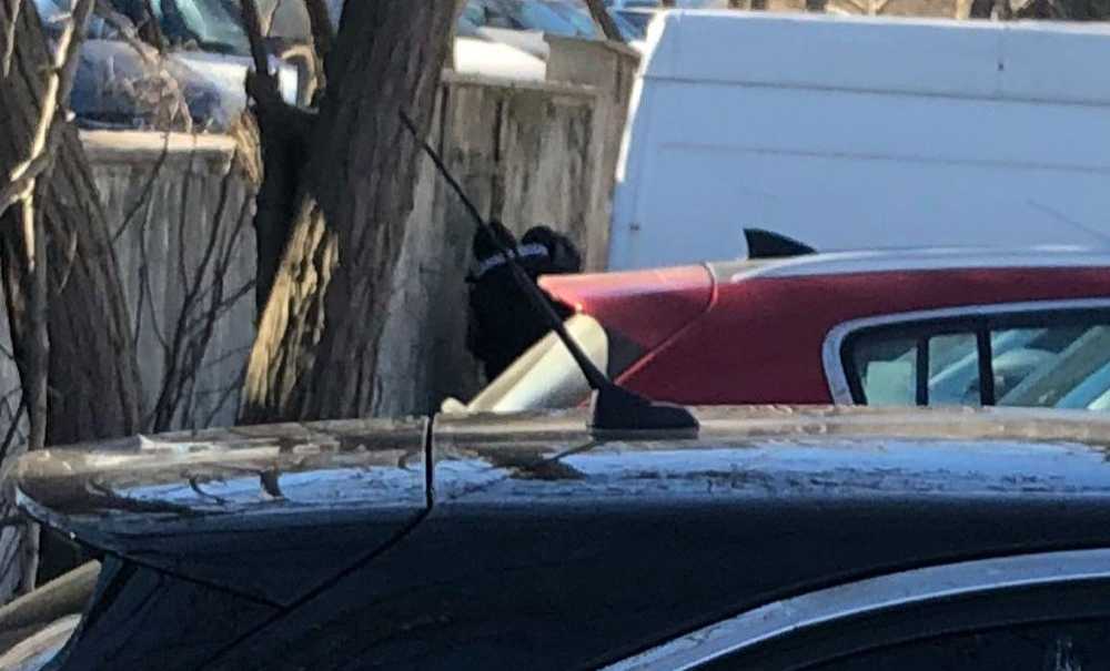 Güpegündüz Uyuşturucu Kullanıyorlar!