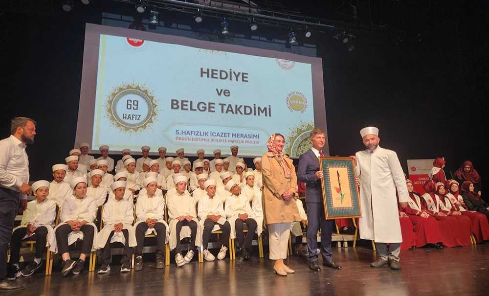 Hafızlık İcazet Töreni Düzenlendi