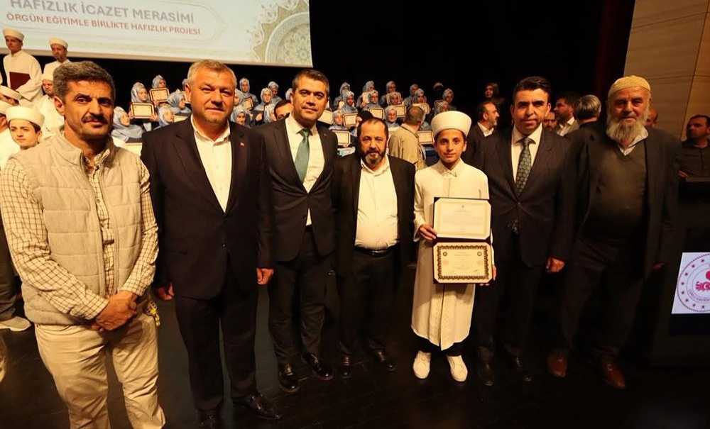 Hafızlık İcazet Töreni Düzenlendi