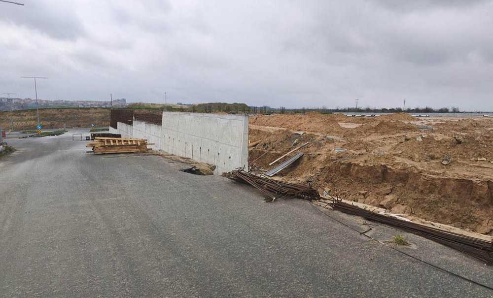 Hal Binasında Çalışmalar Sürüyor