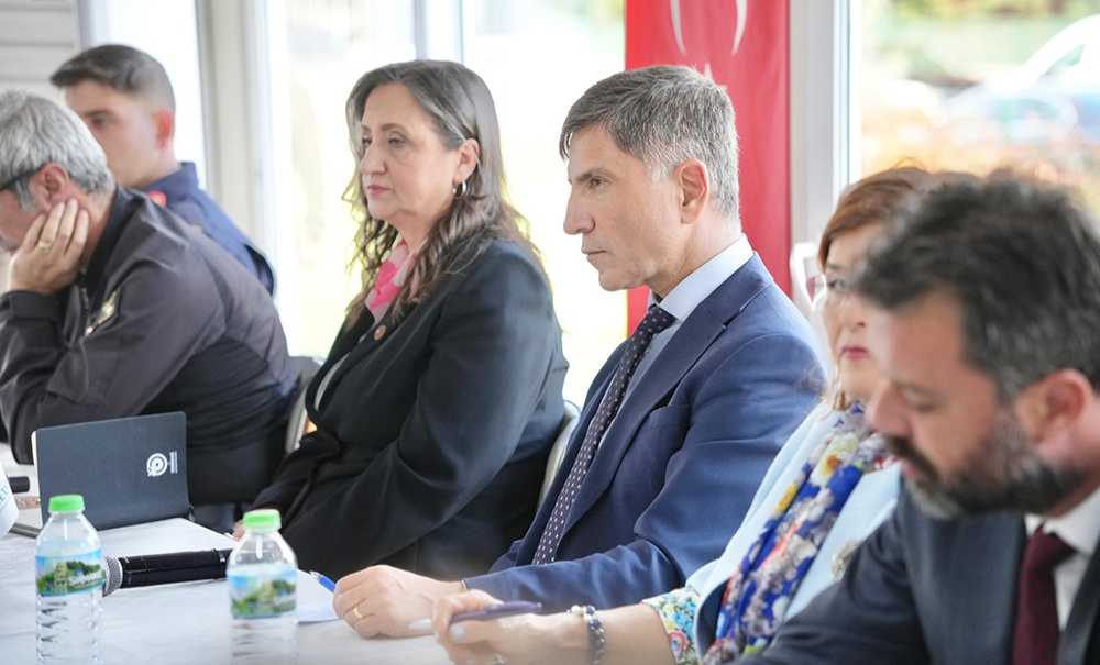 Halk Günü Toplantisinda Vatandaşlar Derdi̇ni̇ Anlatti