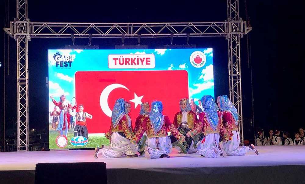 Halk Oyunu Ekiplerinden Büyük Başarı