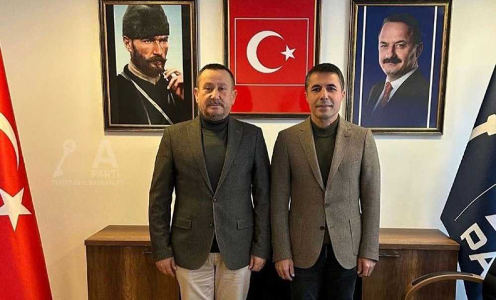 Hamdi Sarıer, Anahtar Parti'nin İlçe Başkanı Oldu
