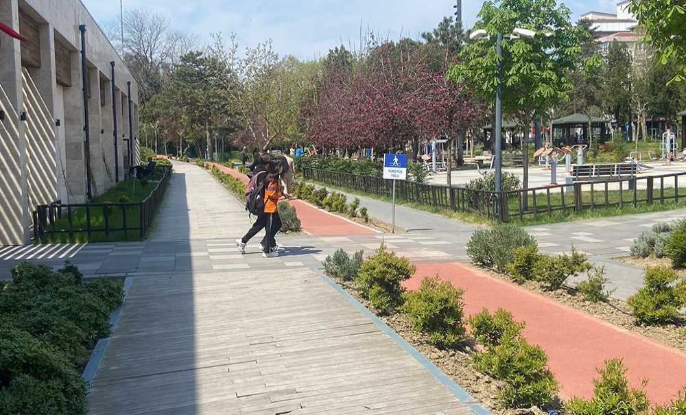 Havalar Isındı Millet Bahçesi Hareketlendi