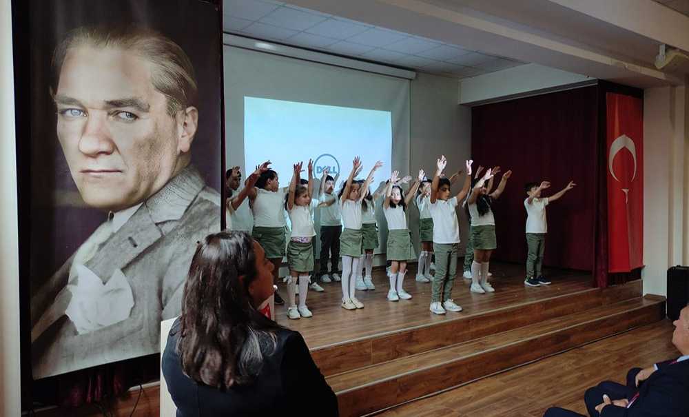 Hayırsever Adını Verdiği Okulda Anıldı