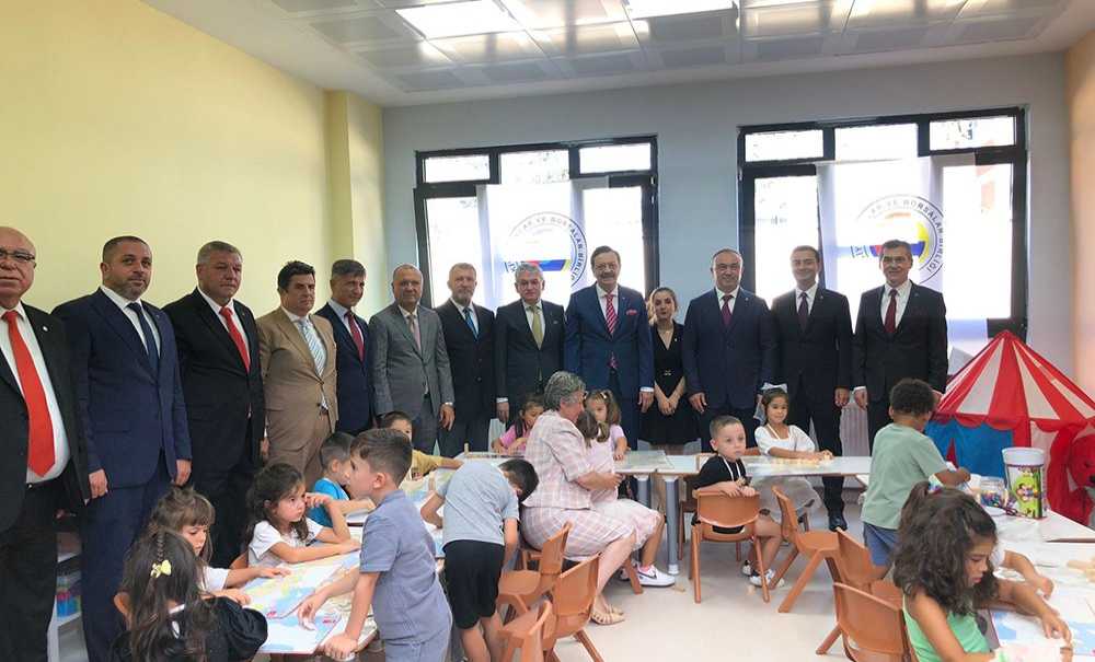 Hi̇sarciklioğlu Okul Açilişina Katildi