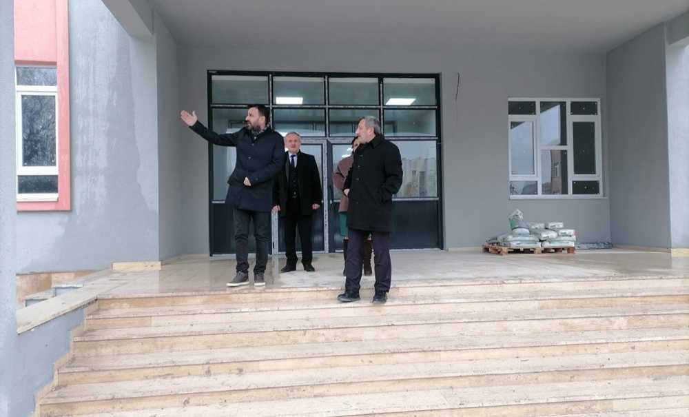Hüseyin Erdoğan Yeni Yapılan Okul İnşaatını İnceledi