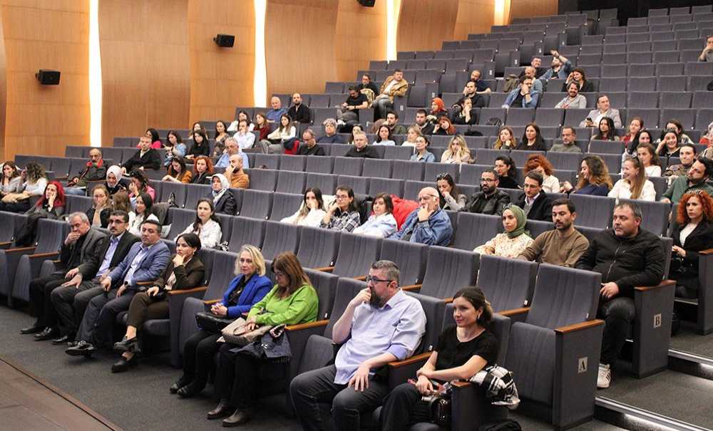 İdareci Ve Öğretmenlere Seminer Düzenlendi