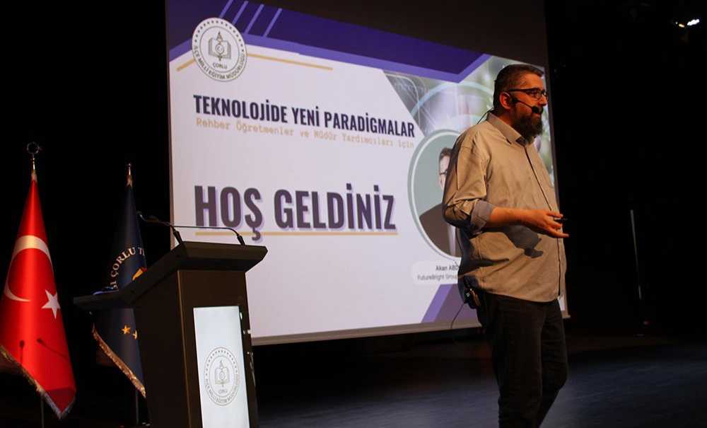 İdareci Ve Öğretmenlere Seminer Düzenlendi