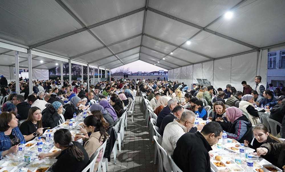 İftar Sofralarına Yoğun İlgi