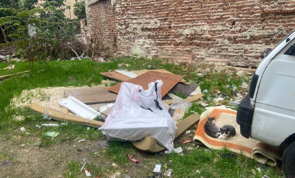 İzbelik Alanlar Çöplüğe Dönüşüyor