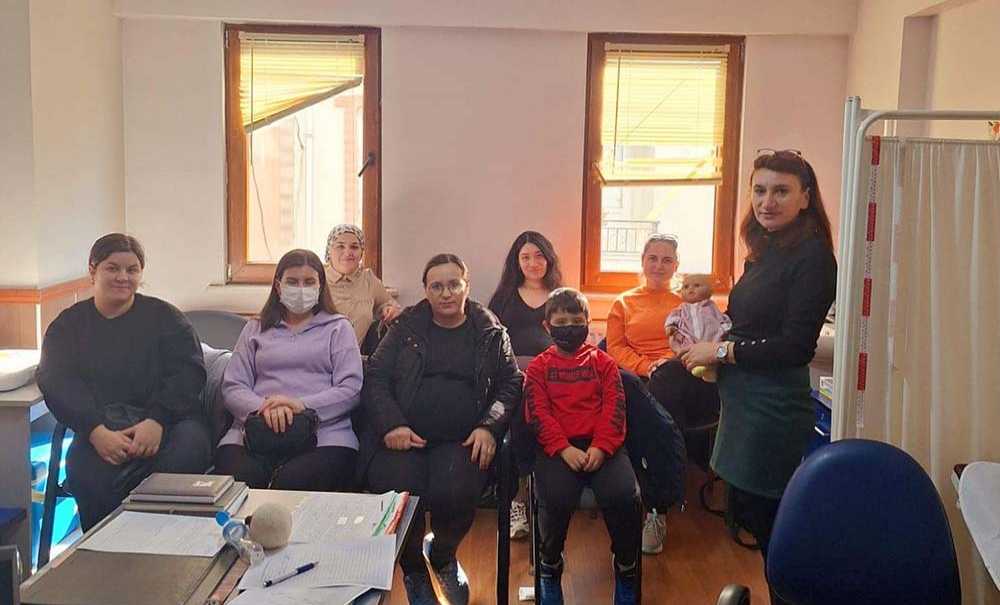 Kadınlara Yönelik Sağlık Eğitimleri Sürüyor