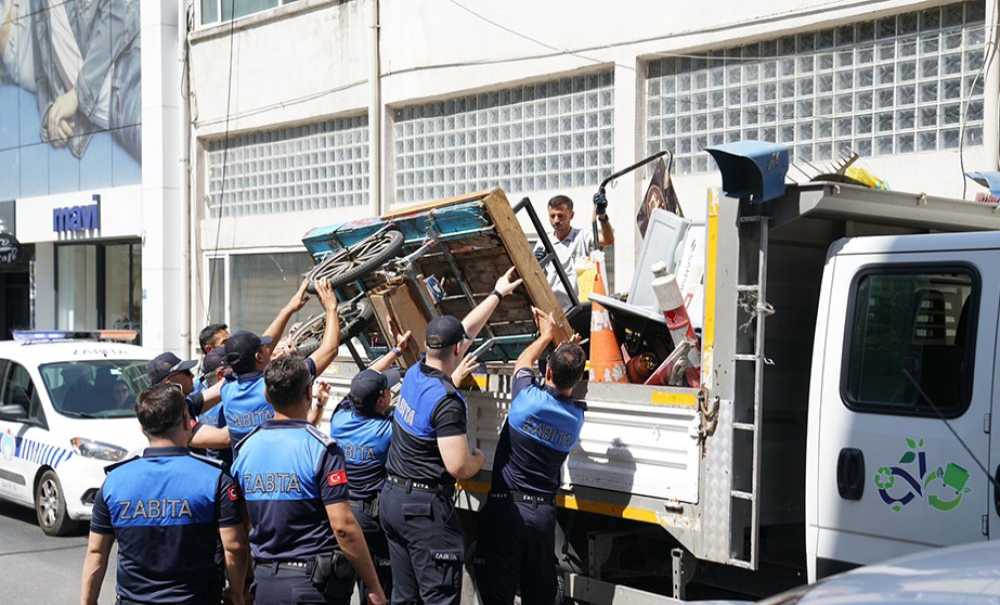 Kaldirim Ve Yol İşgalleri̇ne Siki Deneti̇m