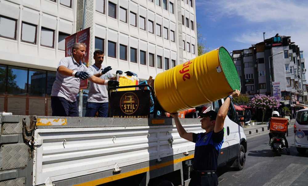 Kaldirim Ve Yol İşgalleri̇ne Siki Deneti̇m