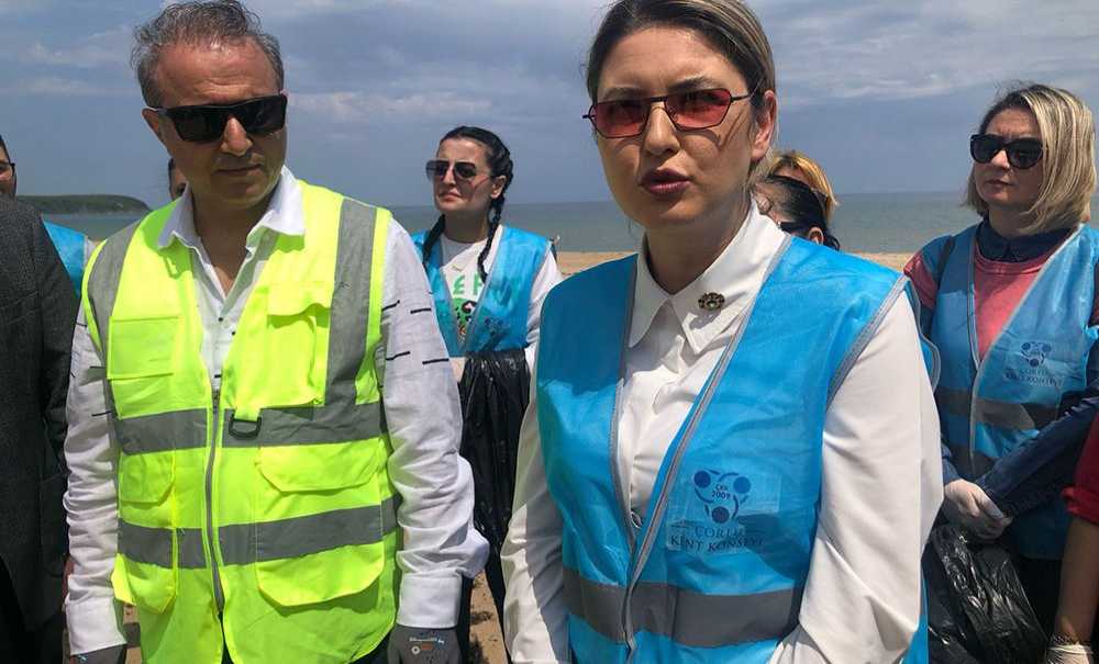 Karadeniz'de Çöpler Toplandı, Sahil Temizlendi