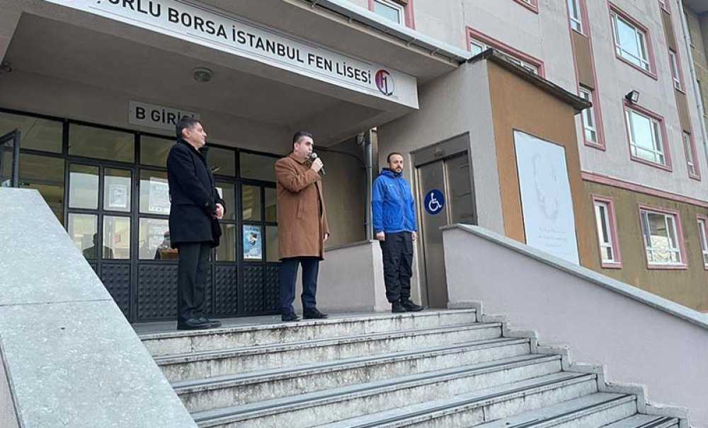 Kaymakam Eren, Bayrak Törenine Katıldı