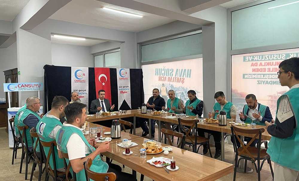 Kaymakam Eren Cansuyu Derneğini Ziyaret Etti