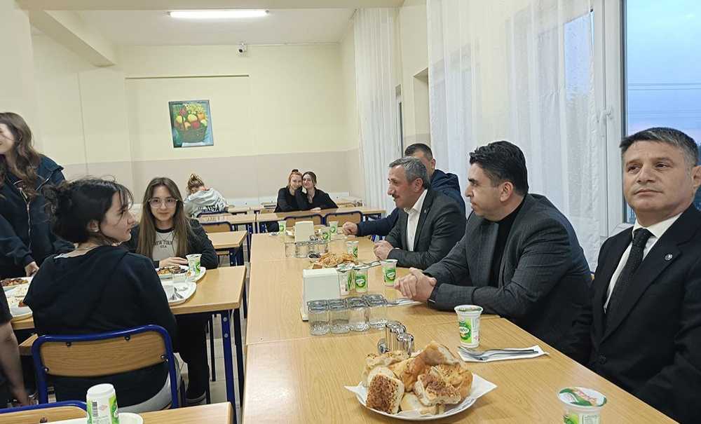 Kaymakam Eren Öğrencilerle Bir Araya Geldi