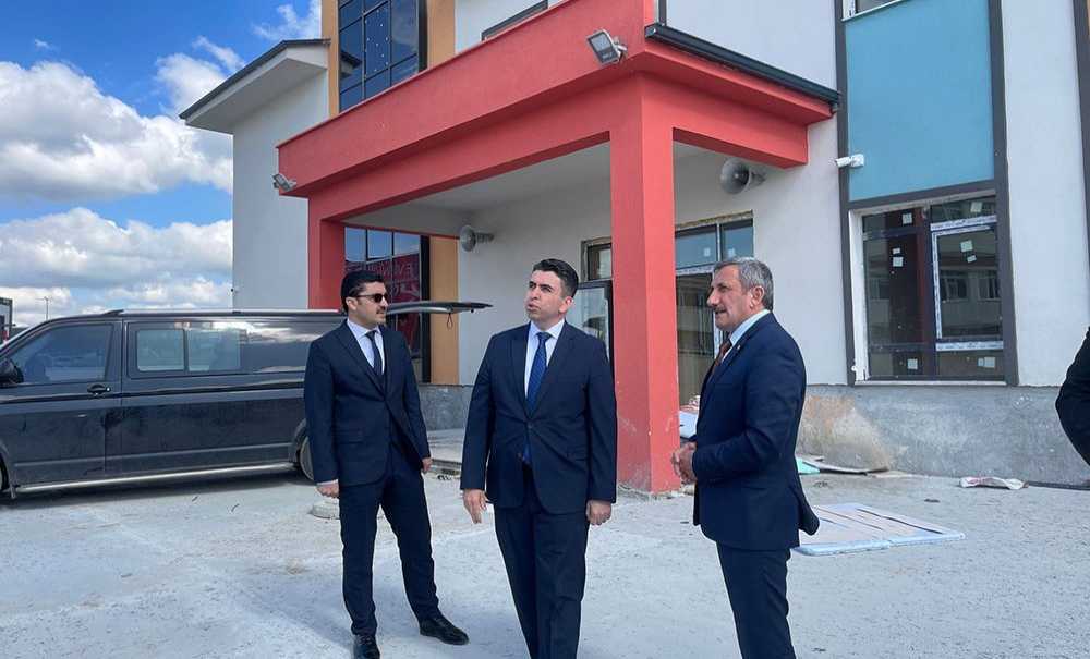 Kaymakam Eren, Okul İnşaatlarını Gezdi