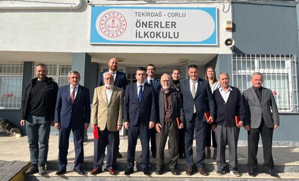 Kaymakam Eren, Önerler İlkokulunu Ziyaret Etti